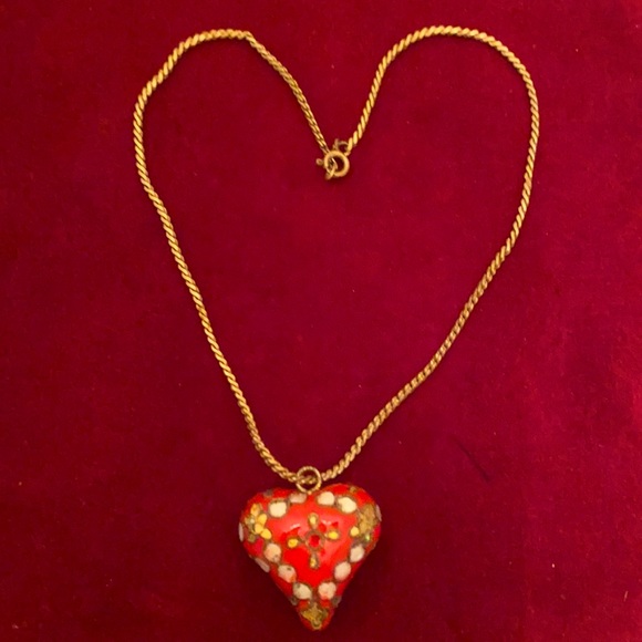 Vintage circa 70’s cloisonné pendant on gold tone chain Sweet Valentine - Picture 2 of 3